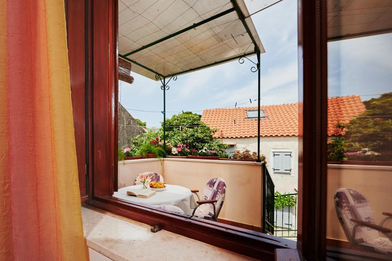 Apartments Ivica Trogir Exterior photo